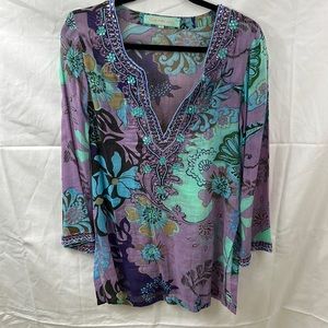Kareenas tunic flowers print aqua green blue purple low neck decor flower stones